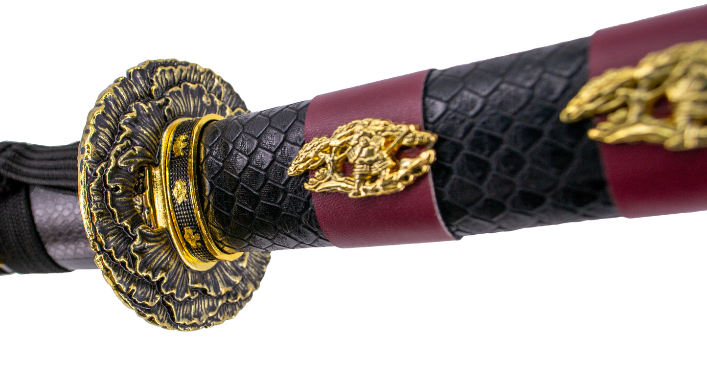 Katana S2024 de 101,5 cm hoja de acero, vaina de madera negra lacada con detalles rojos e imitación de piel de serpiente, mango con imitación de piel de sepriente negra