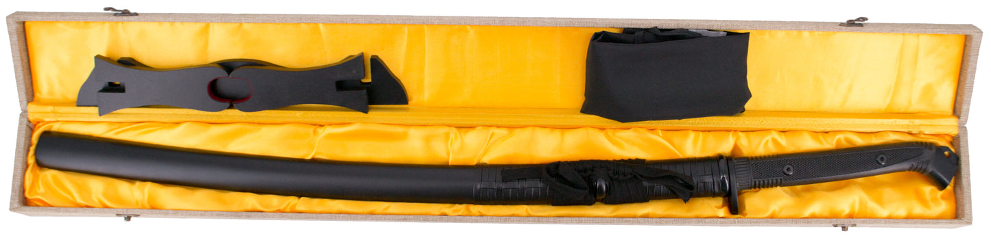 Katana Funcional S2027 de 102 cm hoja de acero al carbono 1065 con filo acabada en negro, con vaina negra y encordado negro, mango de plástico texturizado, con caja de madera