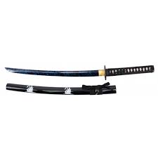 Wakisashi Funcional S6057M de 81 cm hoja de acero al carbono 1045 con filo acabada con aspecto cerámico, con vaina lacada en negro y dos cisnes blancos, encordado negro